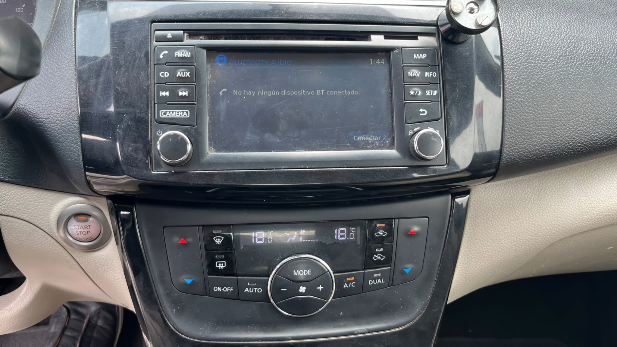 2017 Nissan SENTRA 4 PTS EXCLUSIVE CVT AAC AUT GPS PIEL QC F LED RA-17