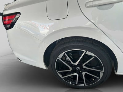 2025 Nissan SENTRA 4P SR PLATINUM L42.0 AUT