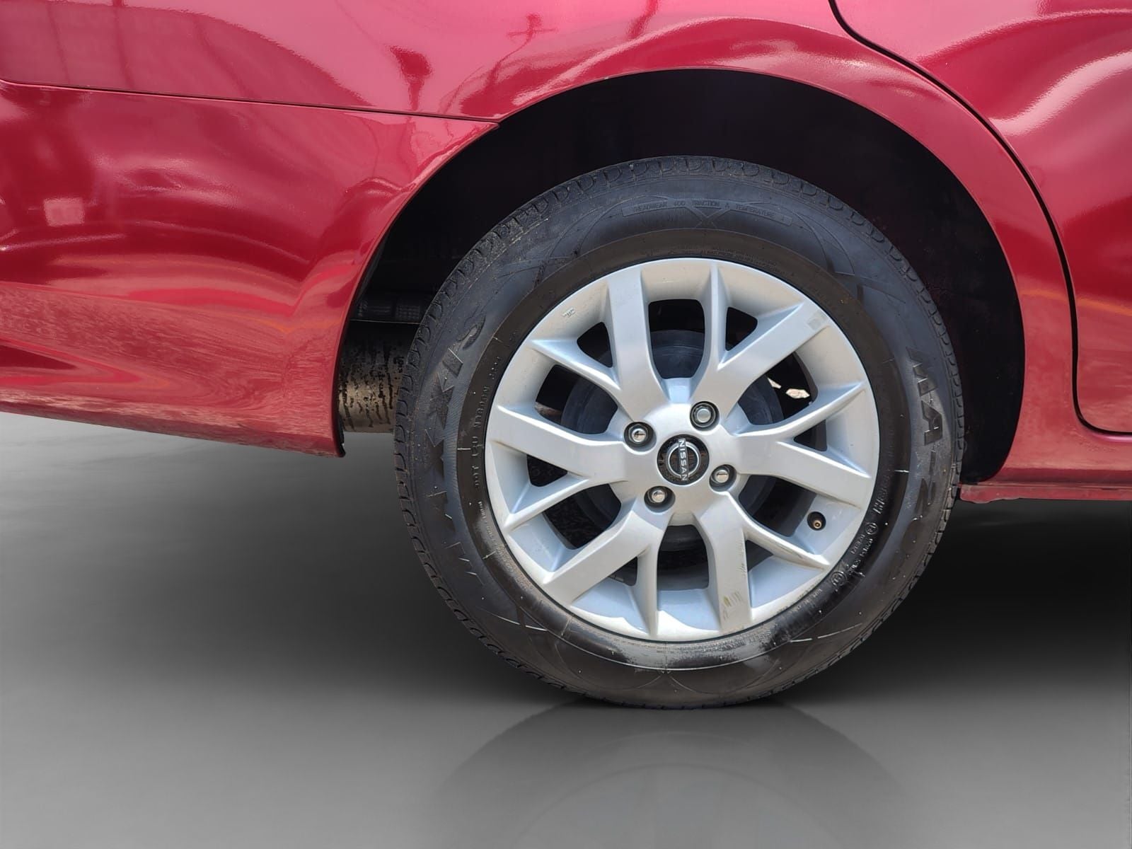 2024 Nissan V-DRIVE 4P L41.6 MAN AUDIO