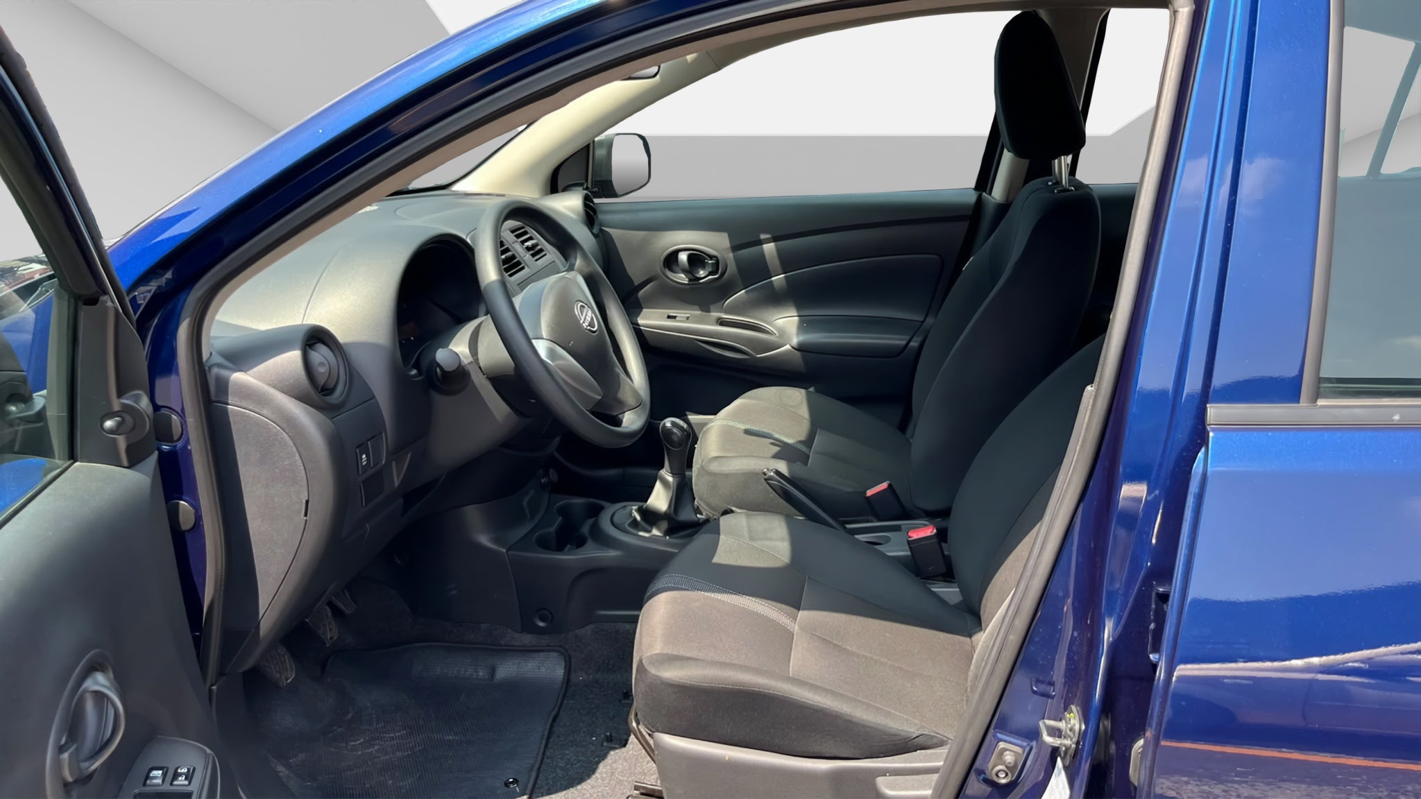 2023 Nissan V-DRIVE 4 PTS BASE TM5 AAC R-15