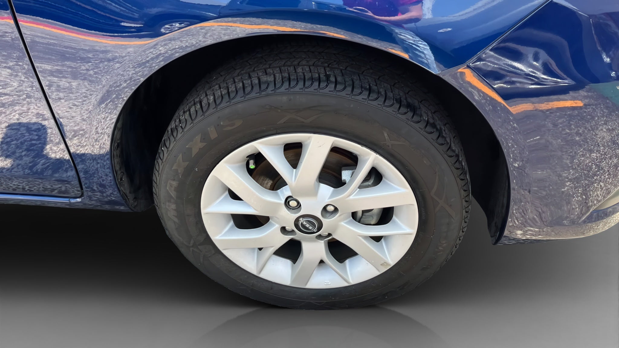2025 Nissan V-DRIVE 4P L41.6 MAN AUDIO