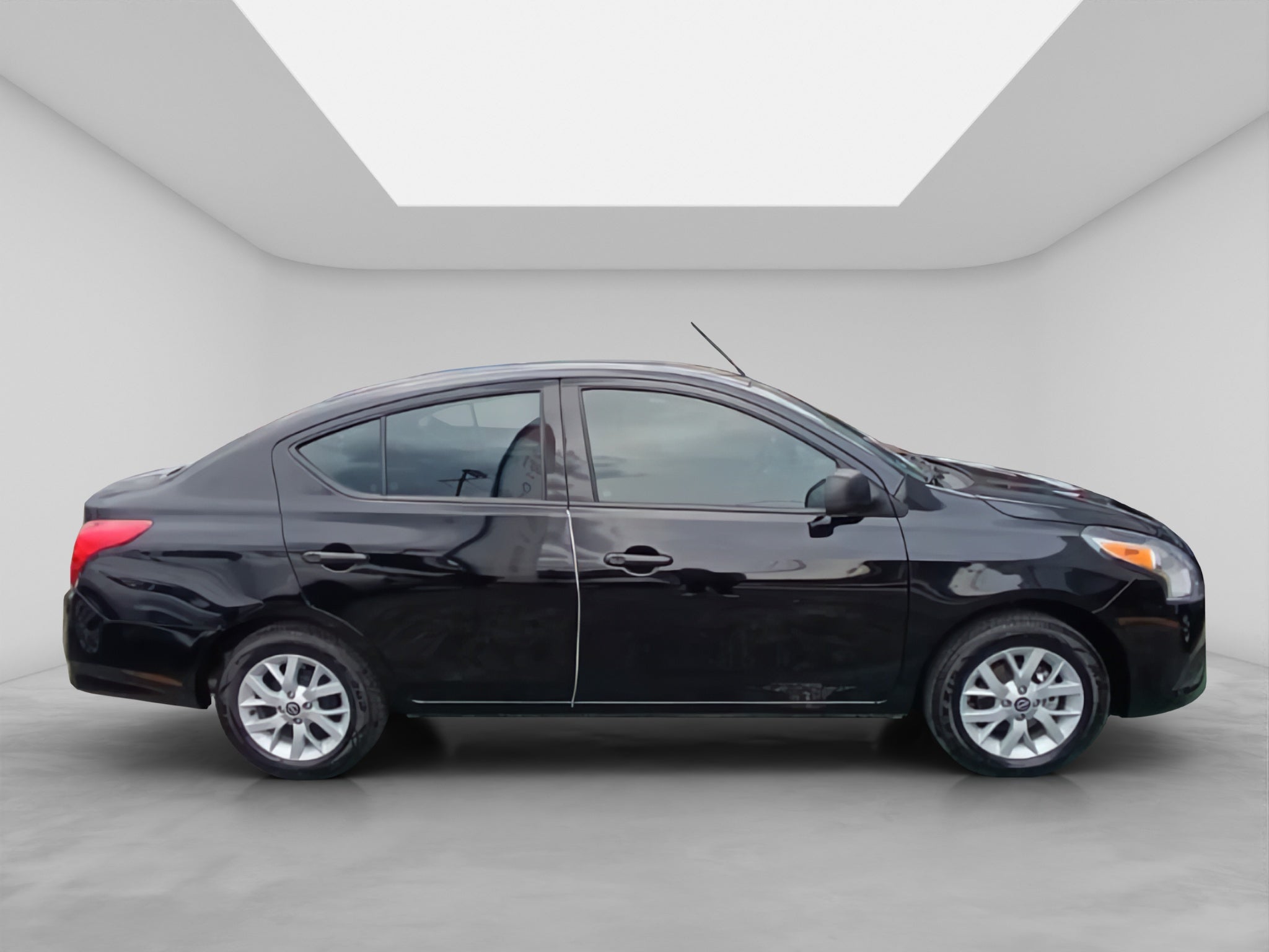 2025 Nissan V-DRIVE 4P L41.6 MAN AUDIO