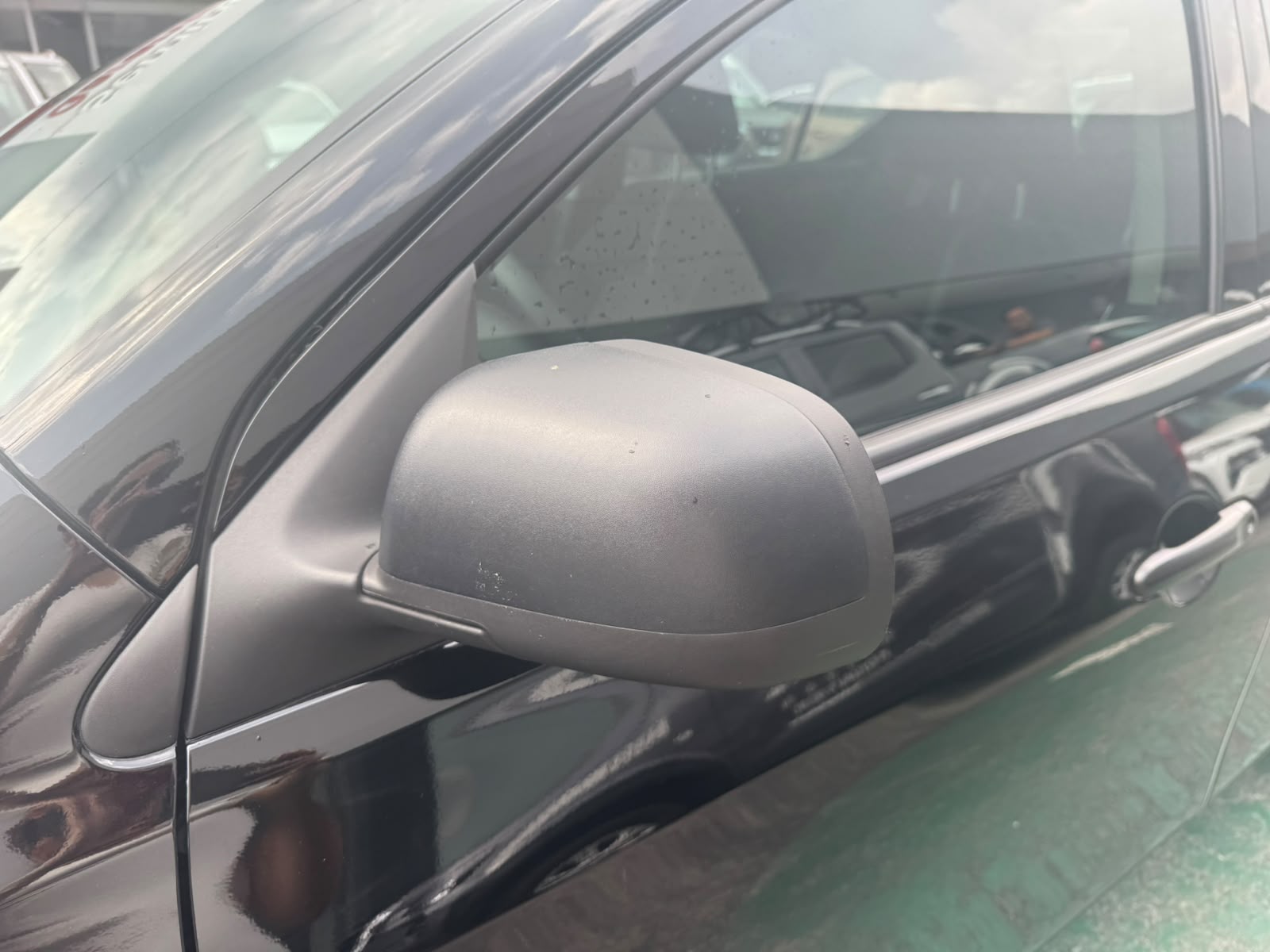 2025 Nissan V-DRIVE 4P L41.6 MAN AUDIO