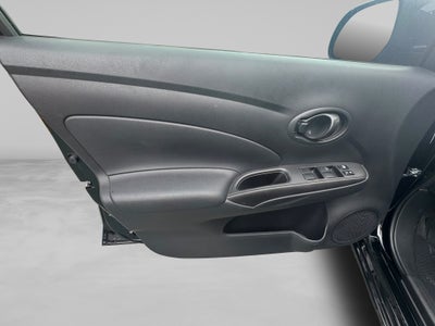 2025 Nissan V-DRIVE 4P L41.6 MAN AUDIO