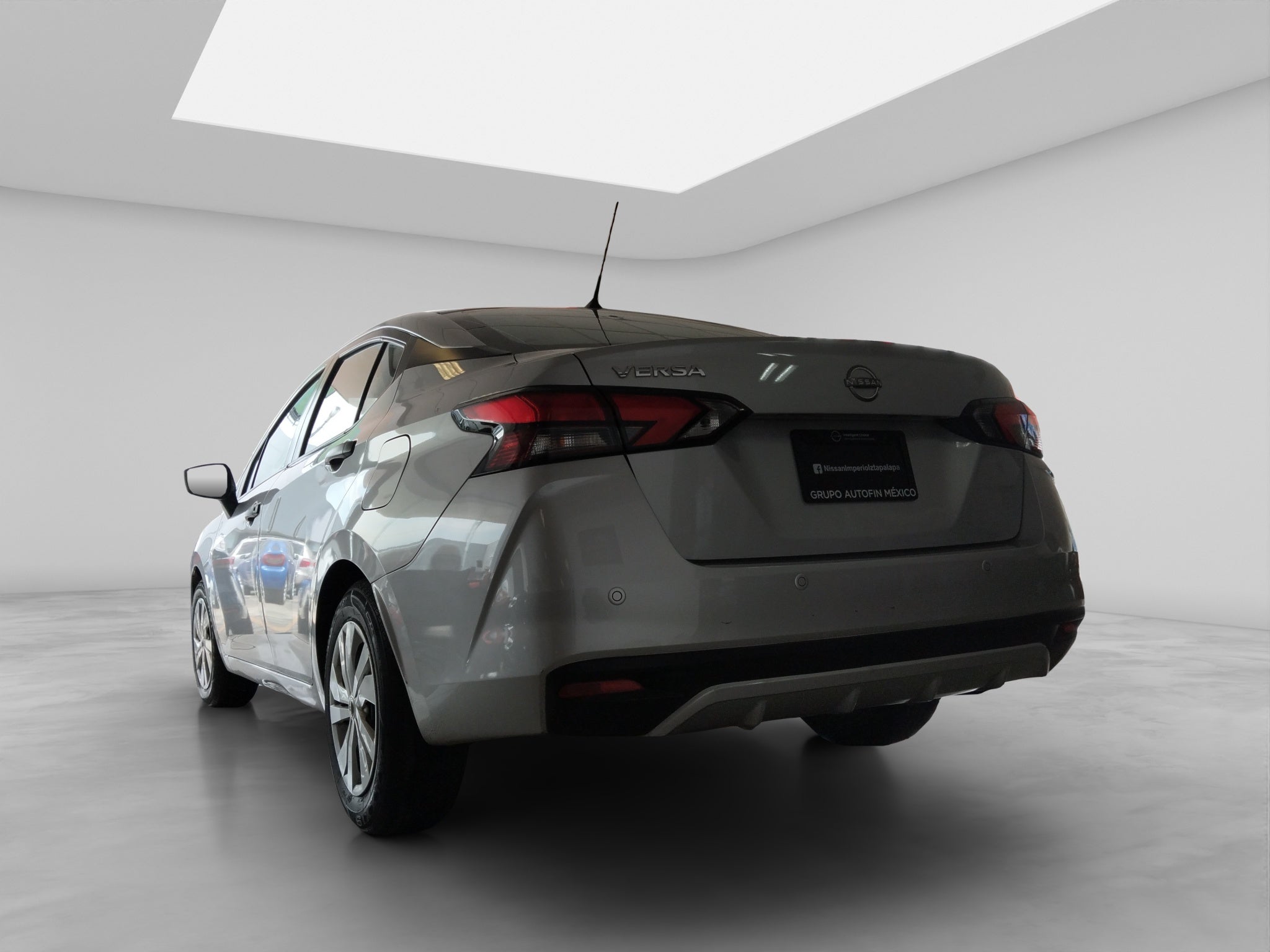 2023 Nissan VERSA 4P SENSE L41.6 AUT