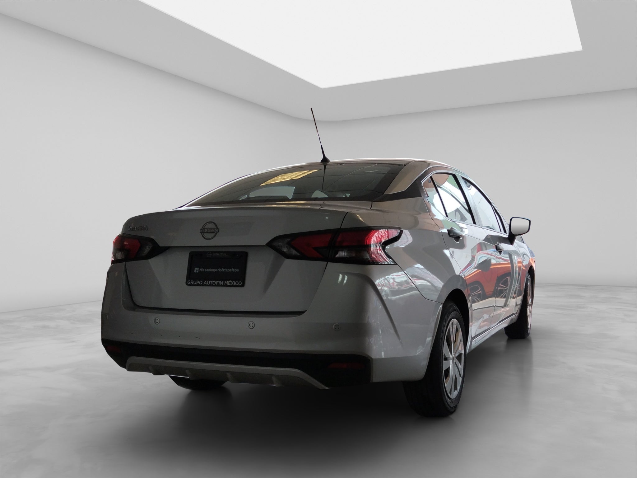 2025 Nissan VERSA 4P SENSE L41.6 AUT