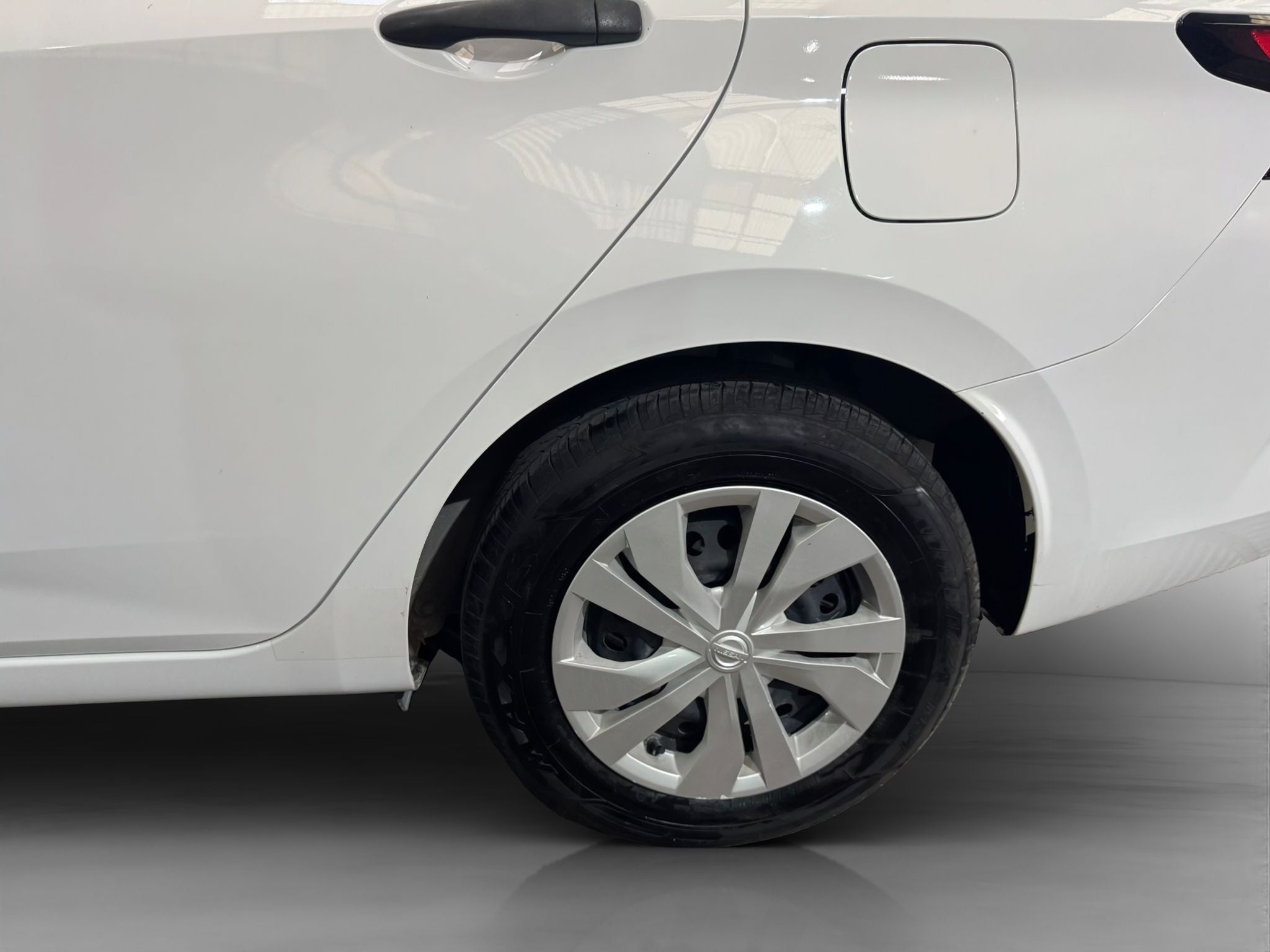 2025 Nissan VERSA 4P SENSE L41.6 AUT