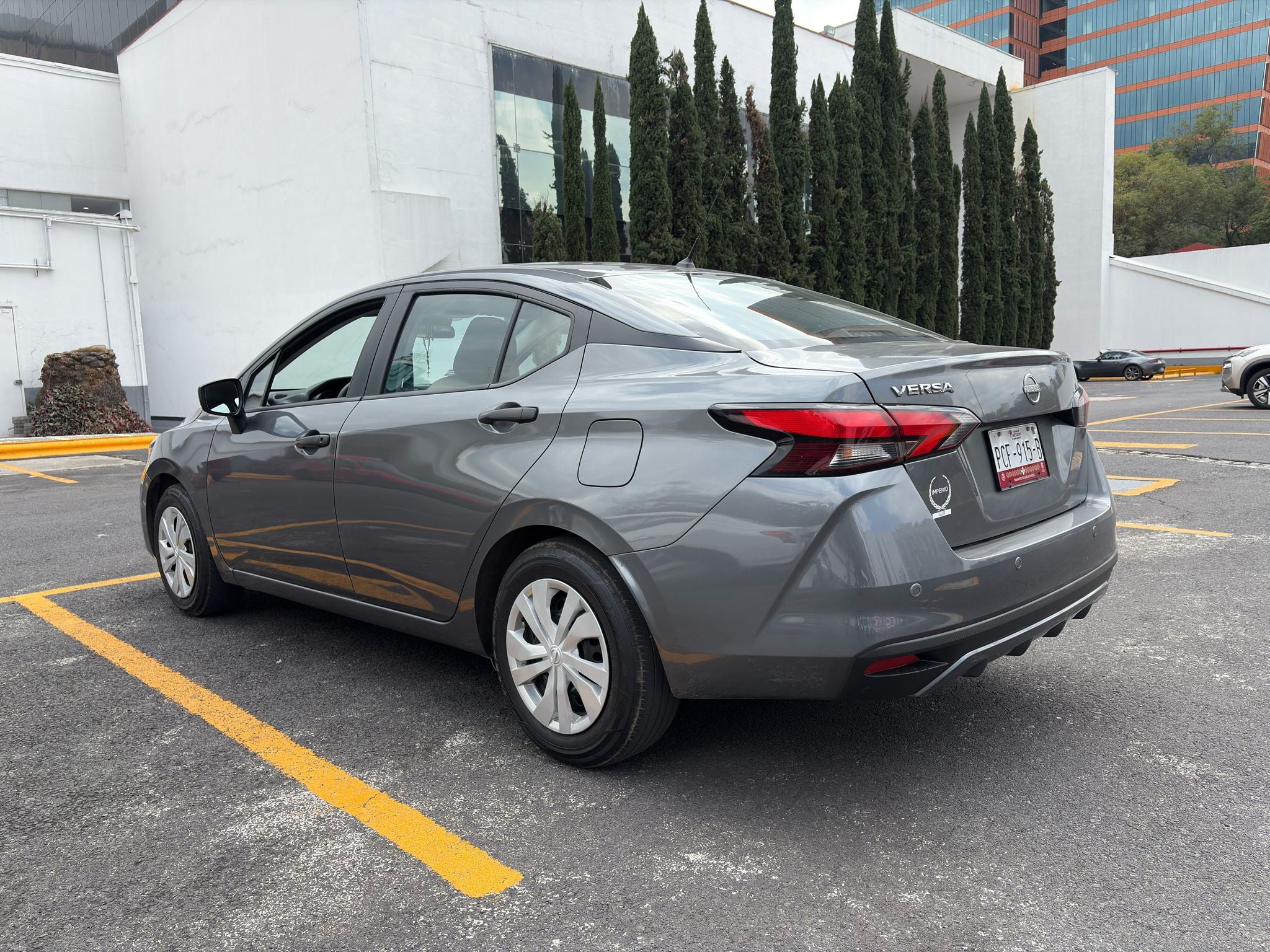 2025 Nissan VERSA 4P SENSE L41.6 MAN