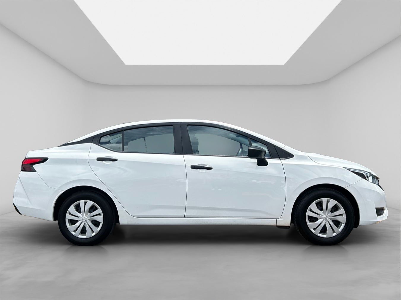 2025 Nissan VERSA 4P SENSE L41.6 AUT