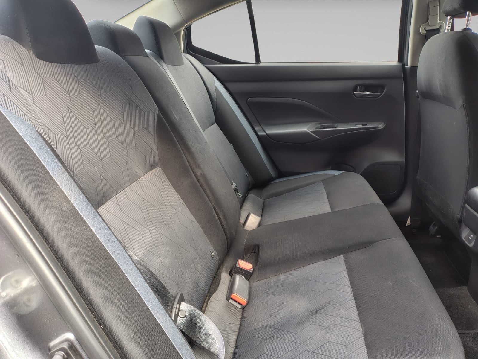 2023 Nissan VERSA 4P ADVANCE L41.6 AUT