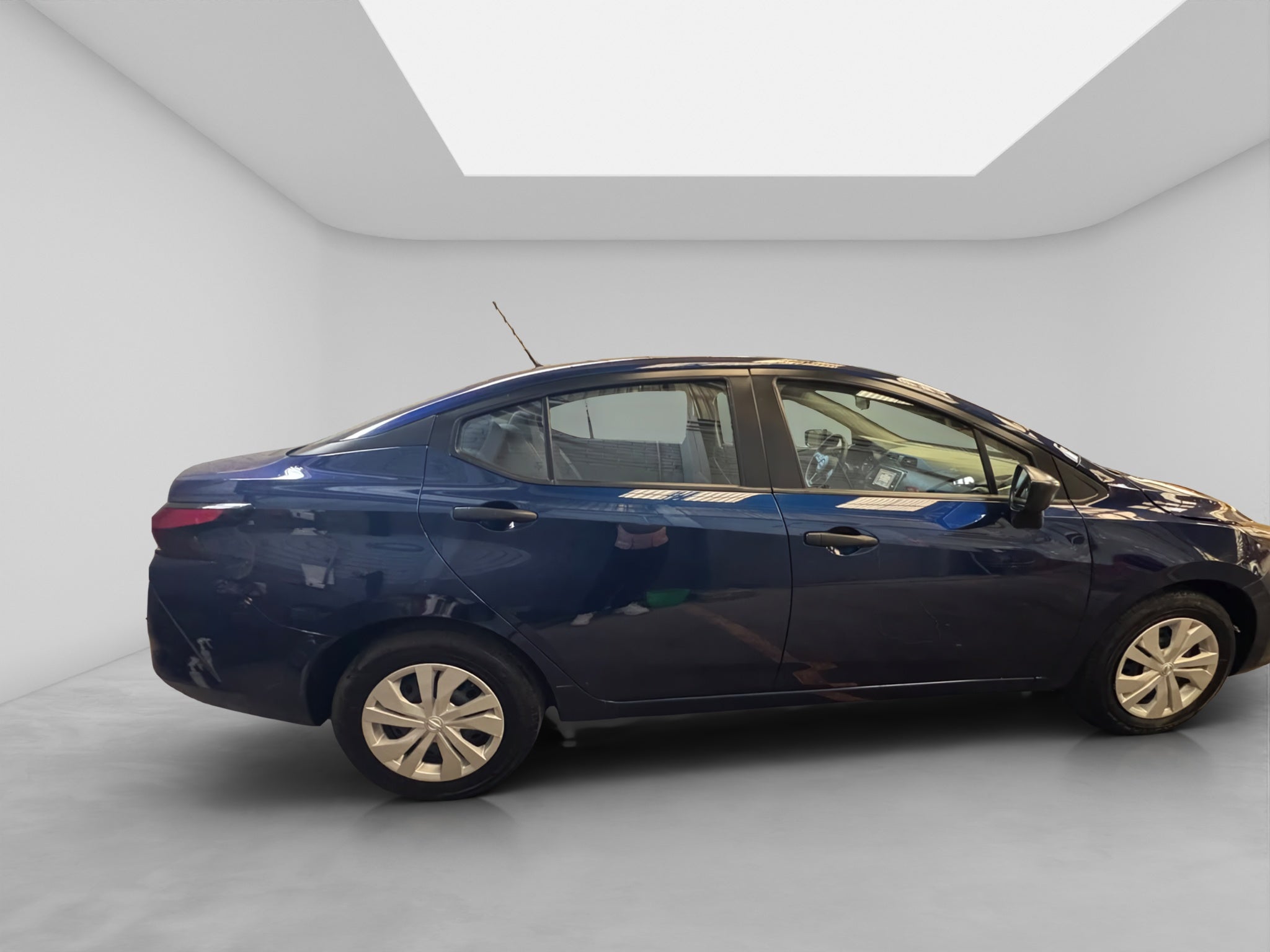 2025 Nissan VERSA 4P SENSE L41.6 AUT