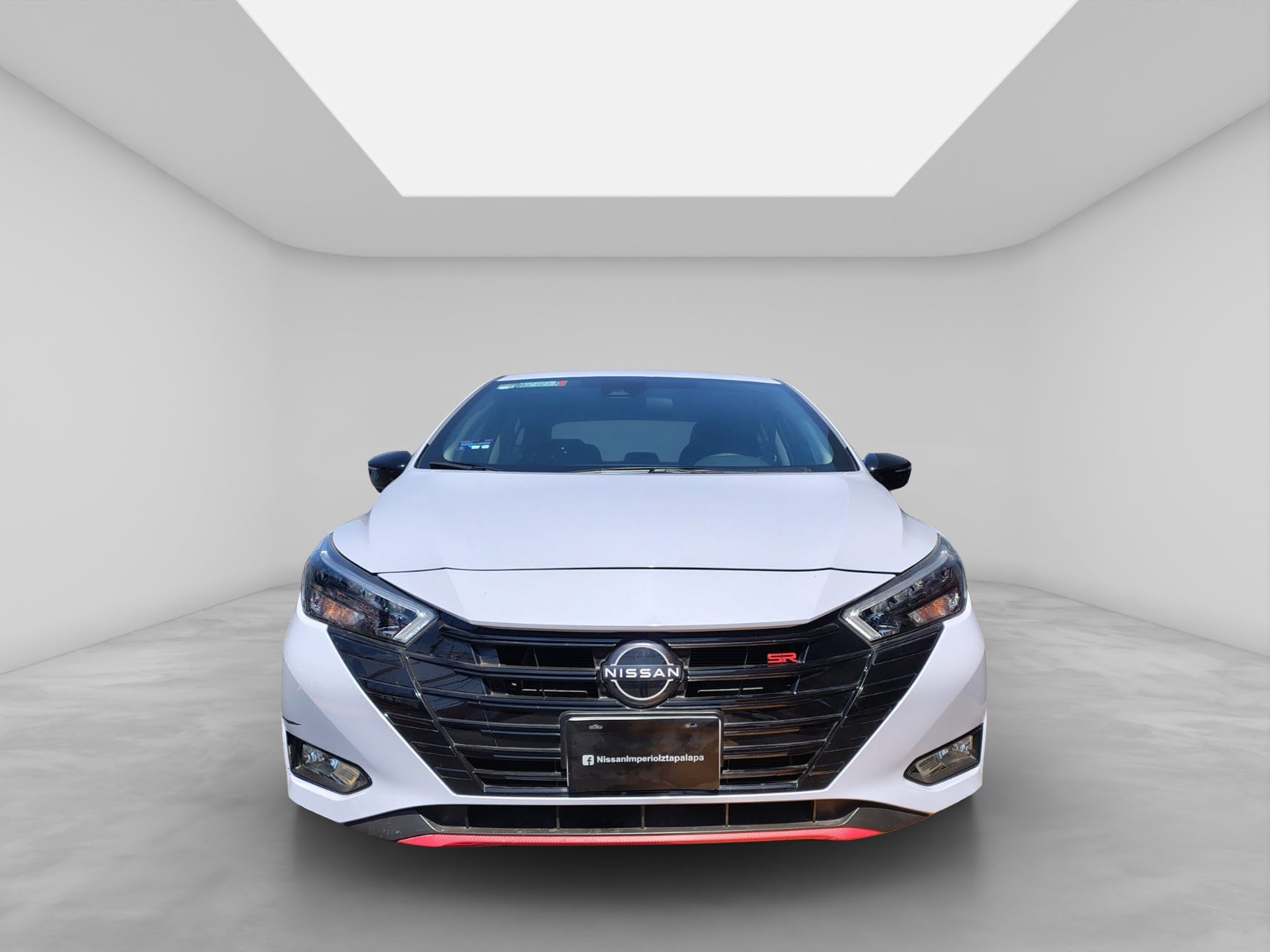 2025 Nissan VERSA 4P SR L41.6 AUT