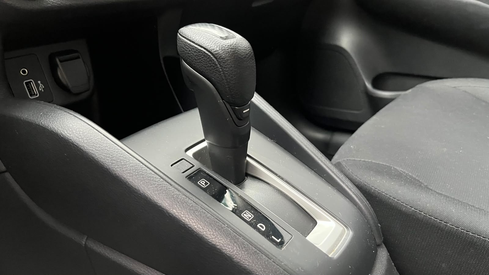 2023 Nissan VERSA 4P SENSE L41.6 AUT