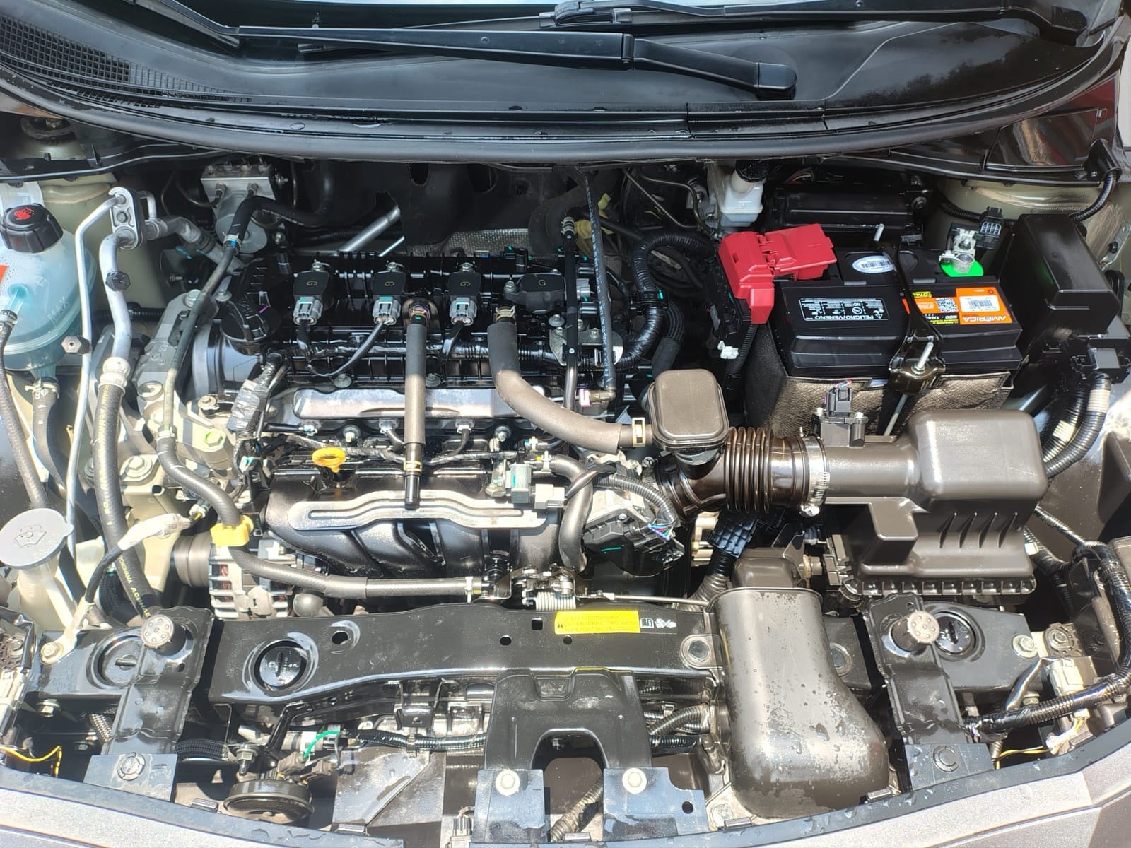 2023 Nissan VERSA 4P ADVANCE L41.6 MAN