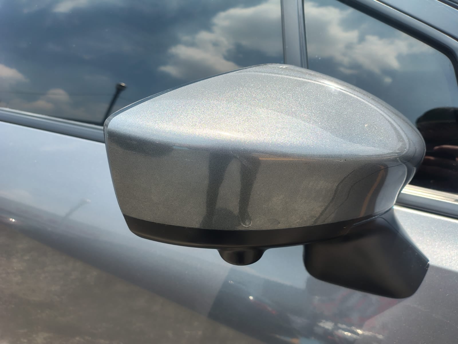 2023 Nissan VERSA 4P ADVANCE L41.6 MAN