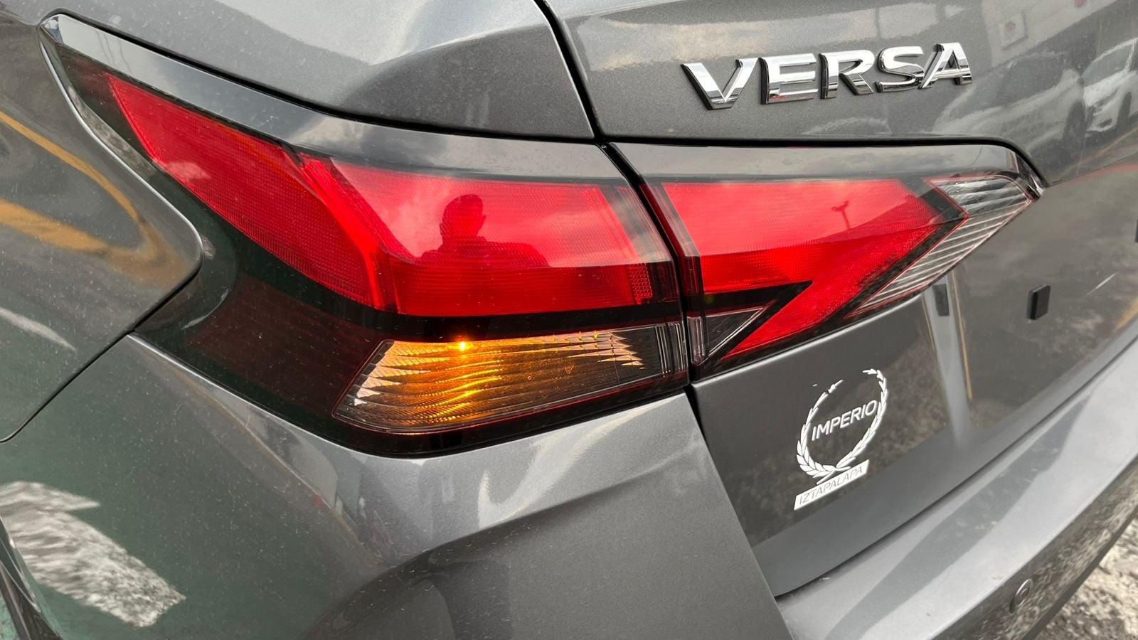 2025 Nissan VERSA 4P ADVANCE L41.6 AUT