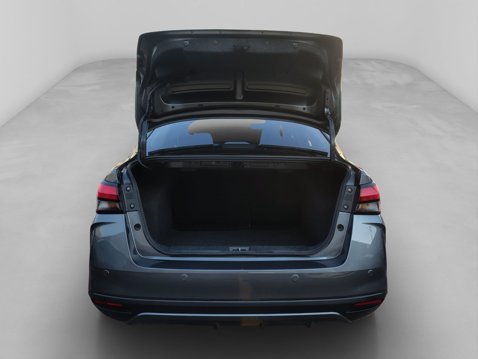 2024 Nissan VERSA 4P SR L41.6 AUT