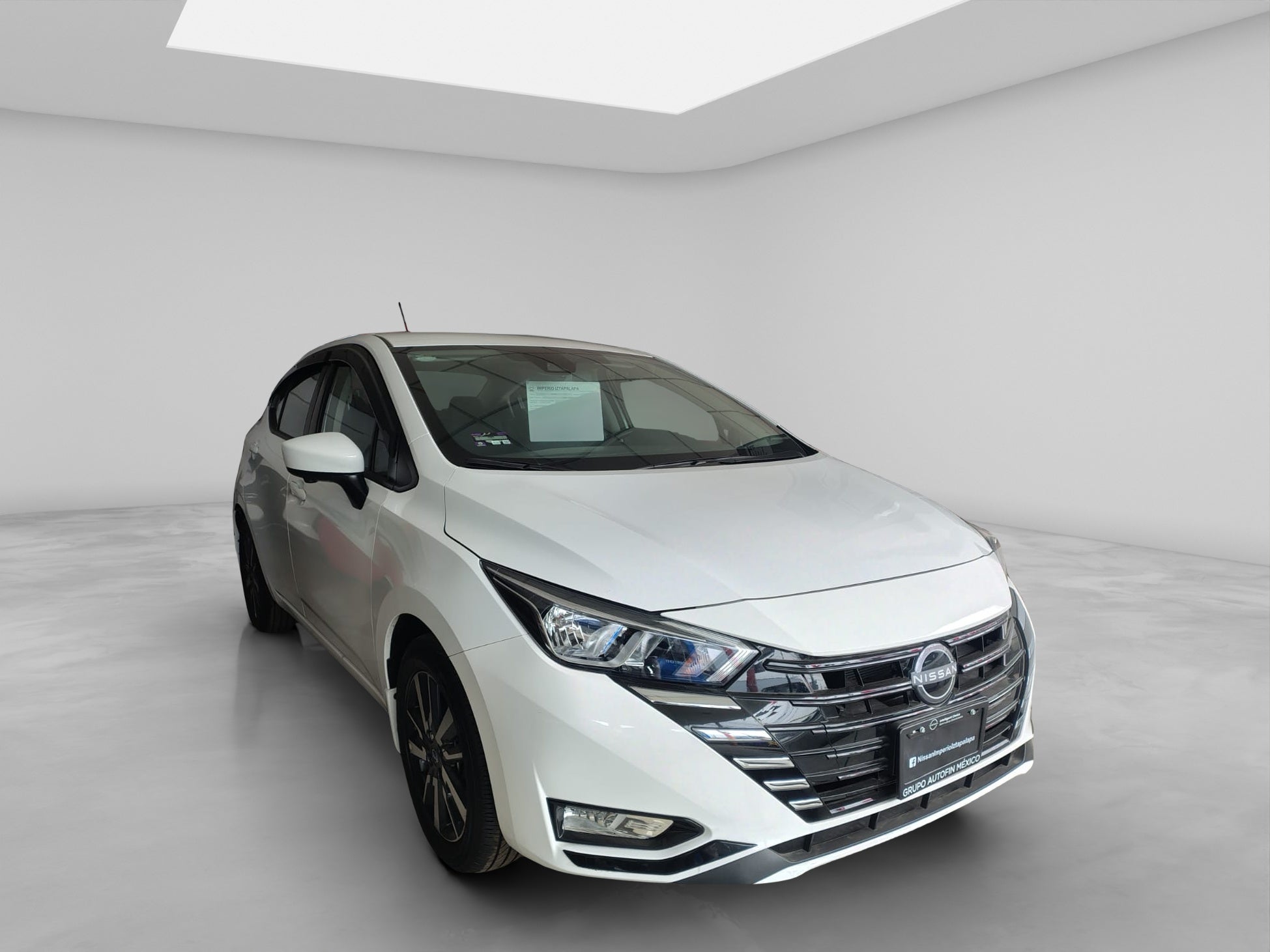 2025 Nissan VERSA 4P ADVANCE L41.6 AUT