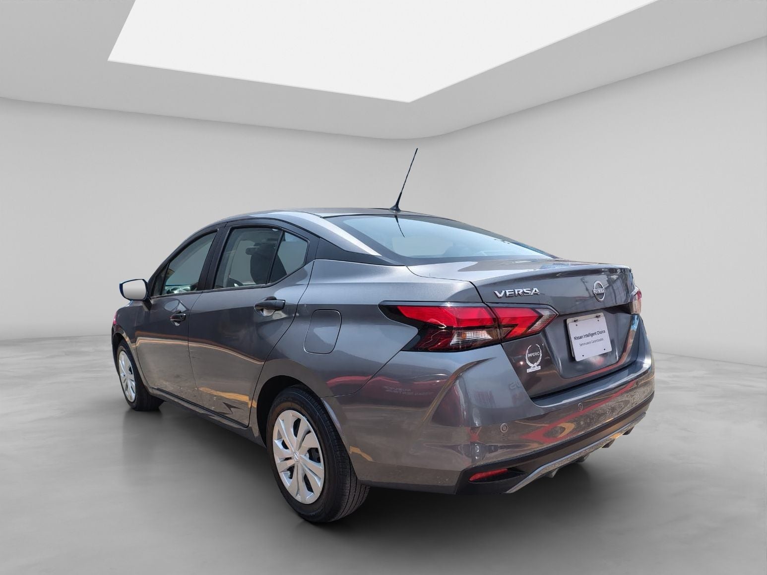 2025 Nissan VERSA 4P SENSE L41.6 MAN