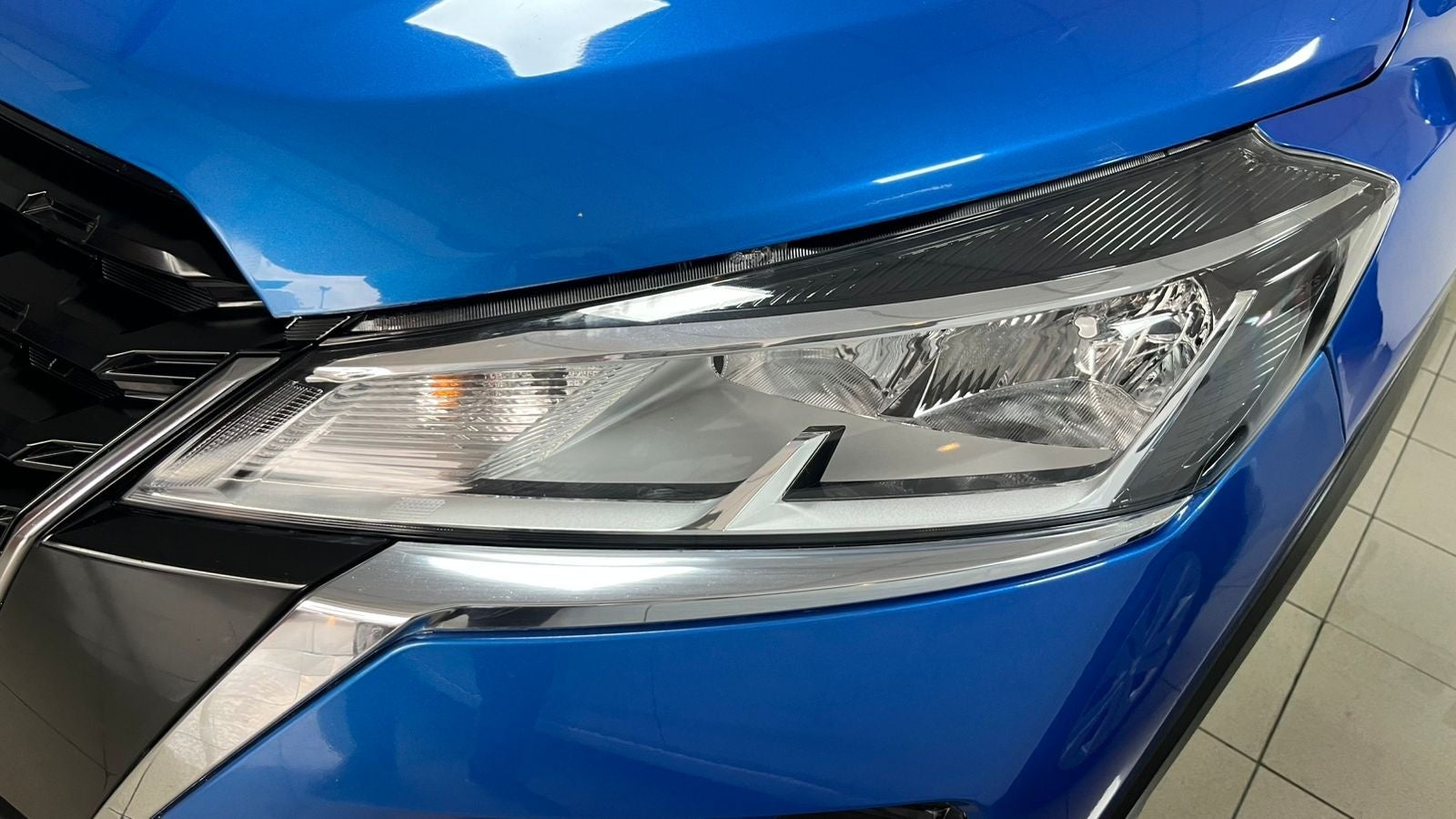 2023 Nissan KICKS 5 PTS ADVANCE 16L TA AAC VE RA-16