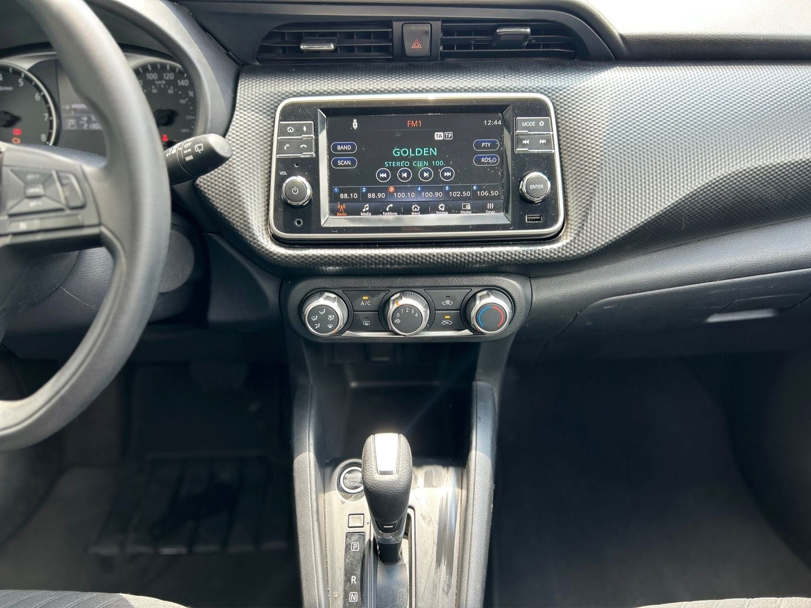 2025 Nissan KICKS 5P PLAY ADVANCE L41.6 AUT