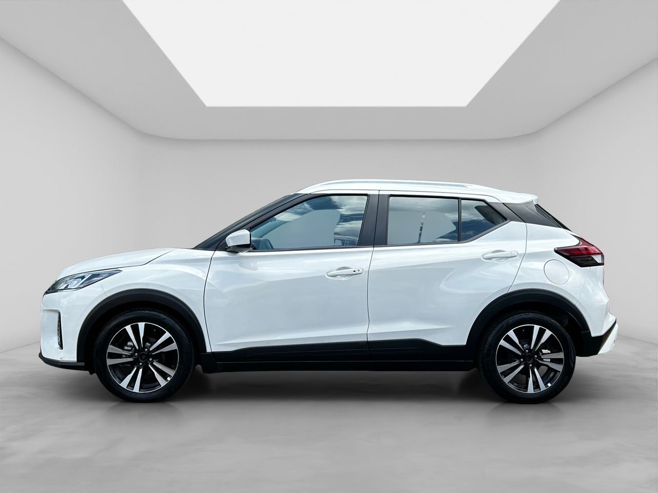 2025 Nissan KICKS 5P PLAY ADVANCE L41.6 AUT