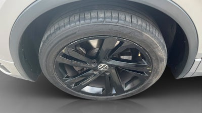 2022 Volkswagen TIGUAN 5 PTS R-LINE 20T DSG PIEL QCP F LED RA-19