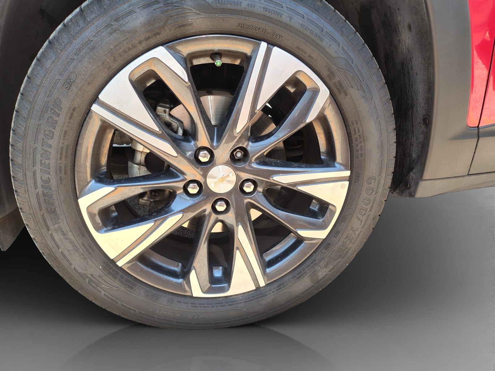 2023 Chevrolet TRACKER D 5 PTS PREMIER 12T TA F LED PIEL TP RA-17 BITONO