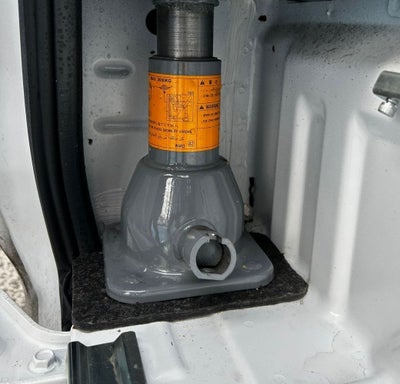 2024 Nissan URVAN 4P AMPLIA L42.5 MAN