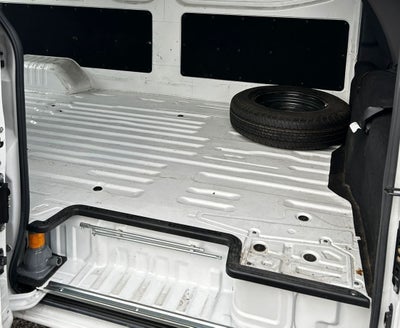 2024 Nissan URVAN 4P AMPLIA L42.5 MAN