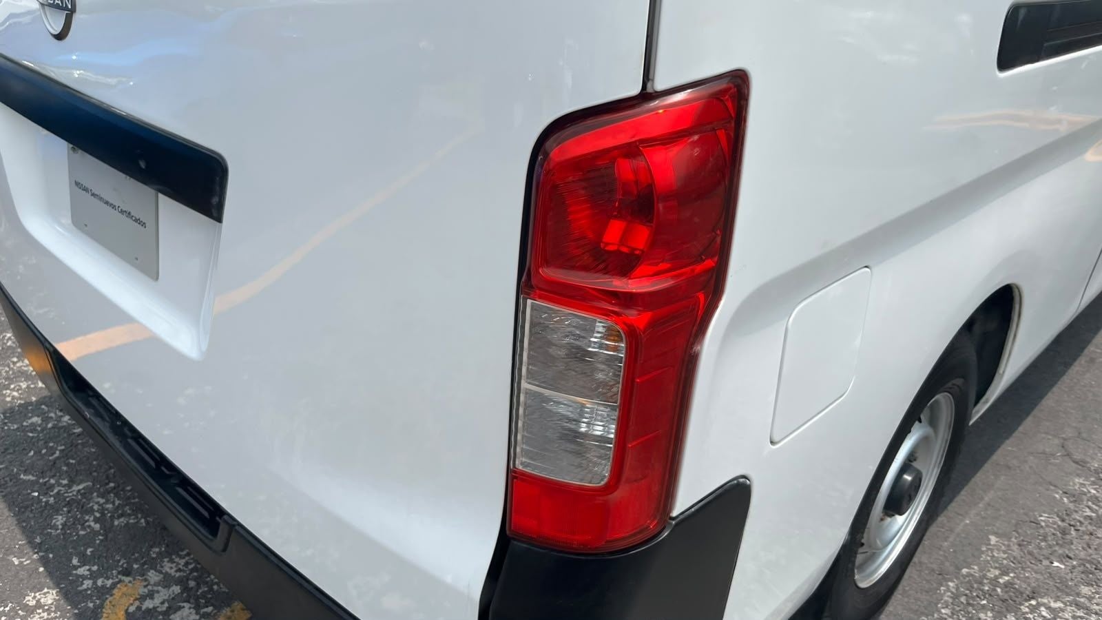 2023 Nissan URVAN 4 PTS AMPLIA VENTANAS TM5