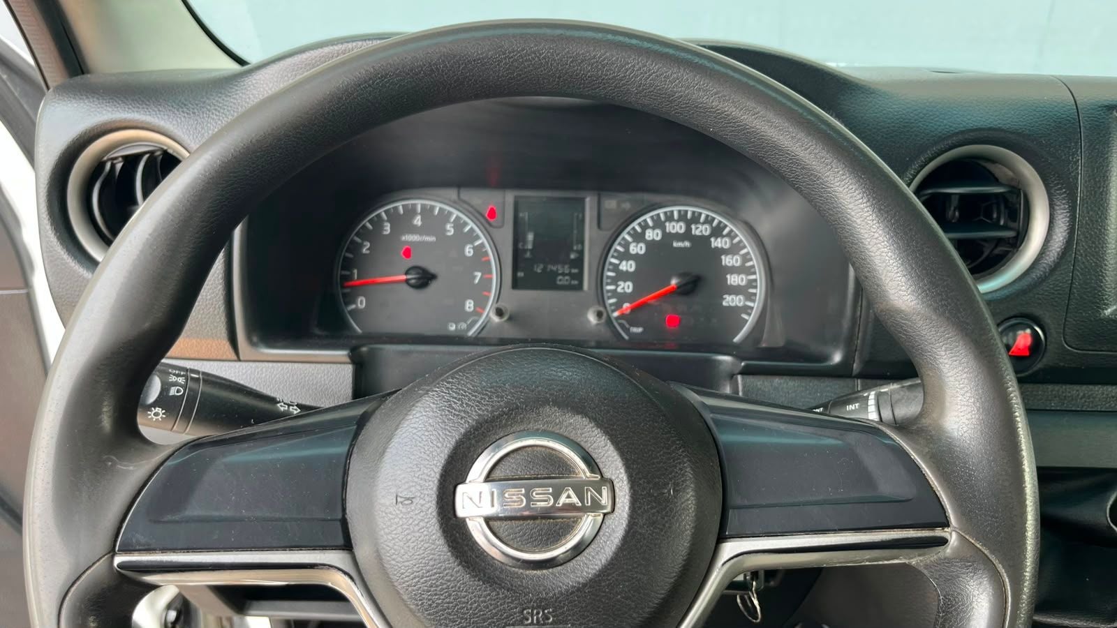 2023 Nissan URVAN 4 PTS AMPLIA VENTANAS TM5