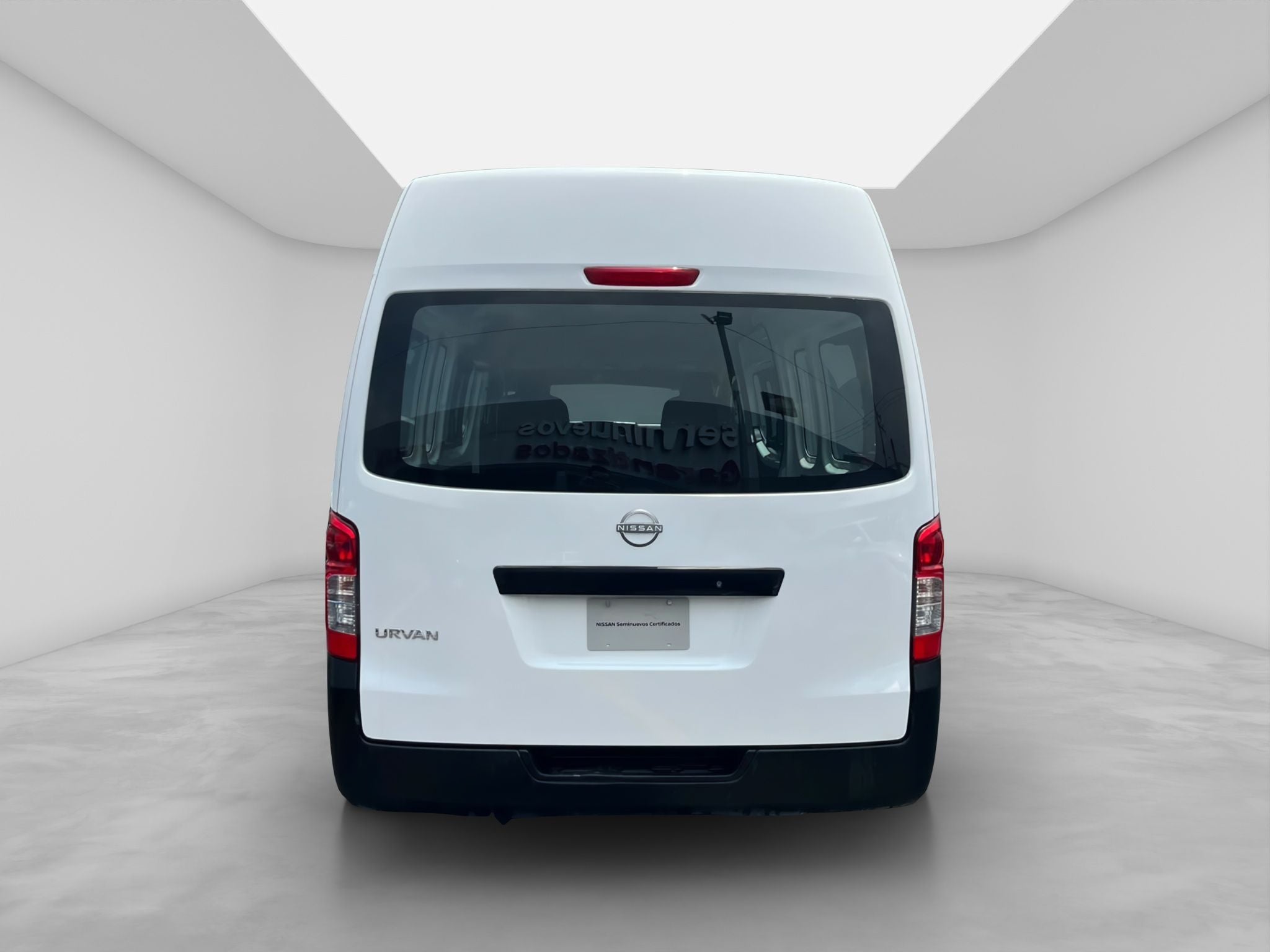 2023 Nissan URVAN 4 PTS AMPLIA VENTANAS TM5