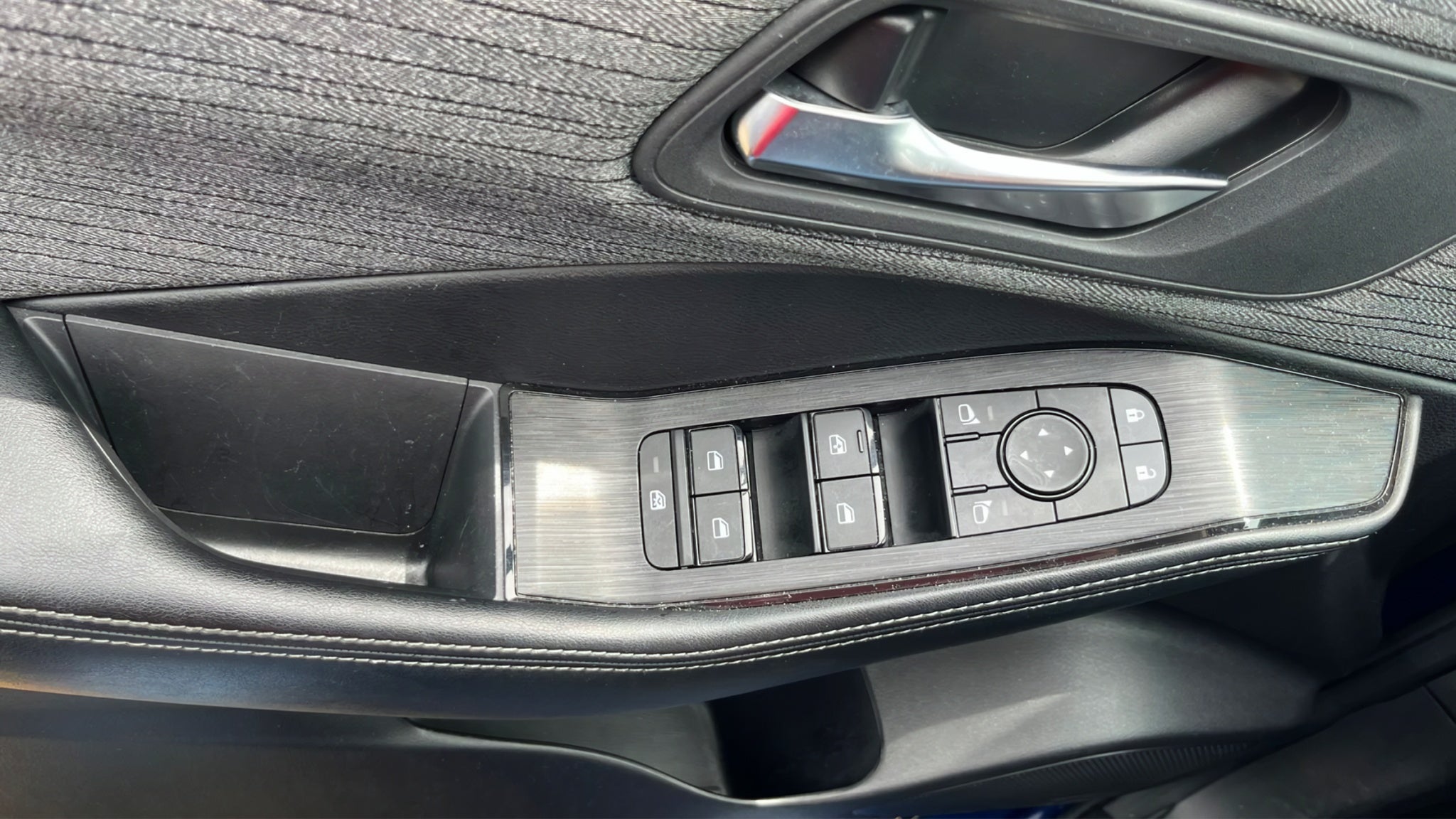 2025 Nissan X-TRAIL 5P ADVANCE 2 ROW L42.5 AUT