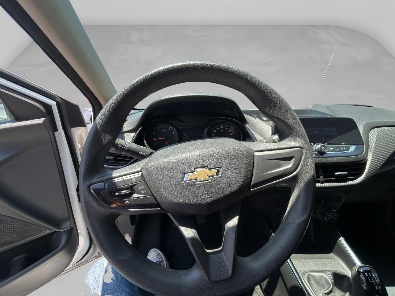 2023 Chevrolet ONIX A 4 PTS LS 13L TM5 AAC BA R-15