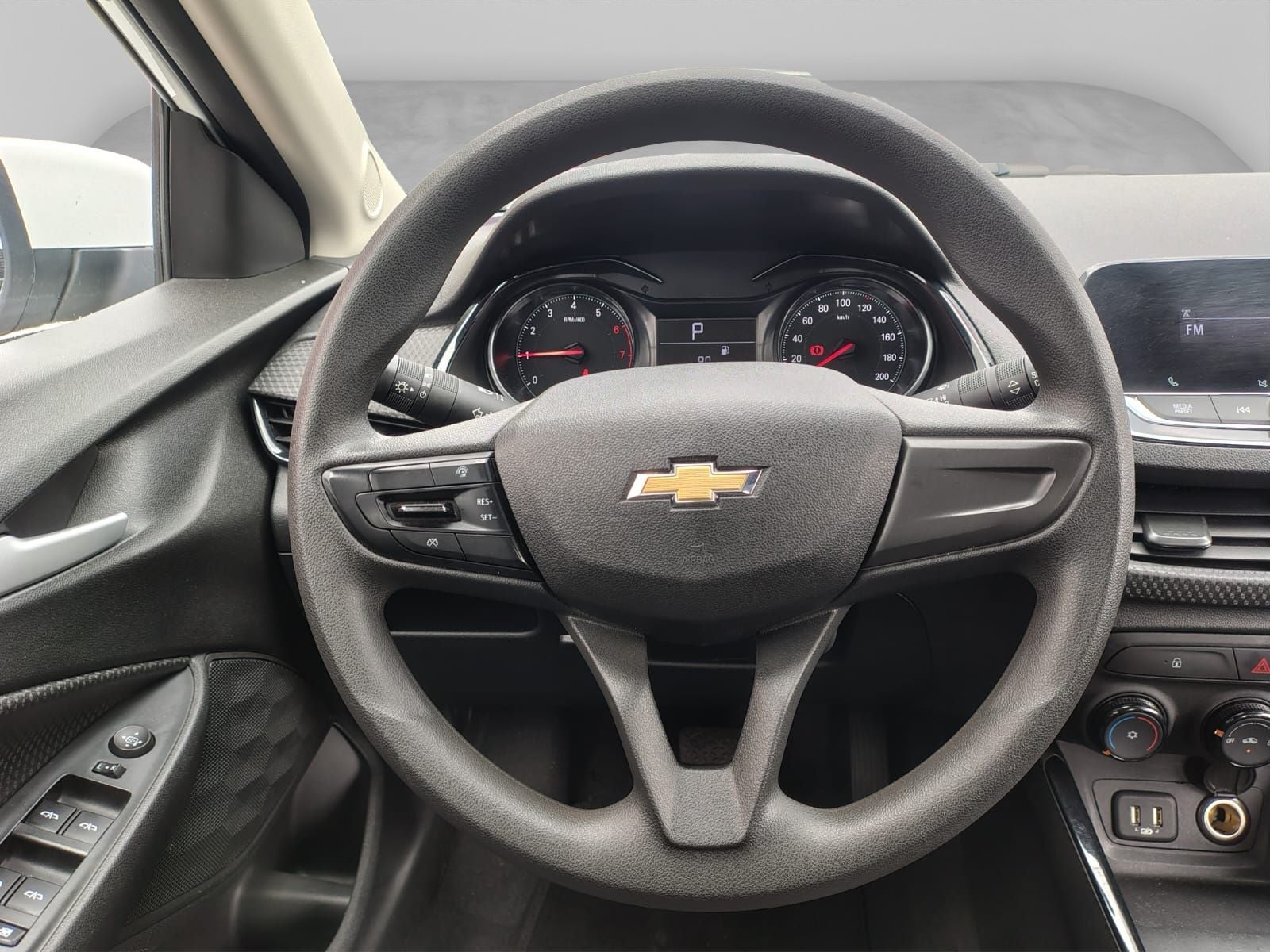 2025 Chevrolet ONIX 4P LS L31.0T AUT