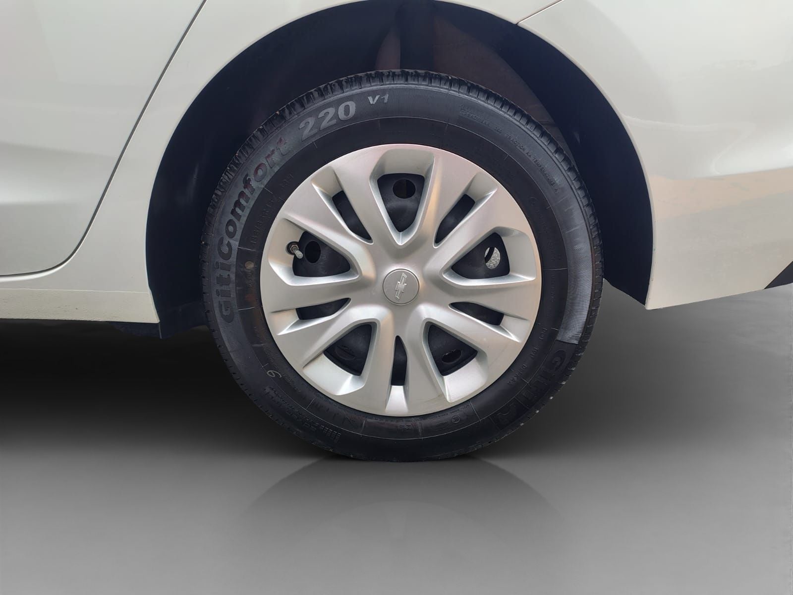 2025 Chevrolet ONIX 4P LS L31.0T AUT
