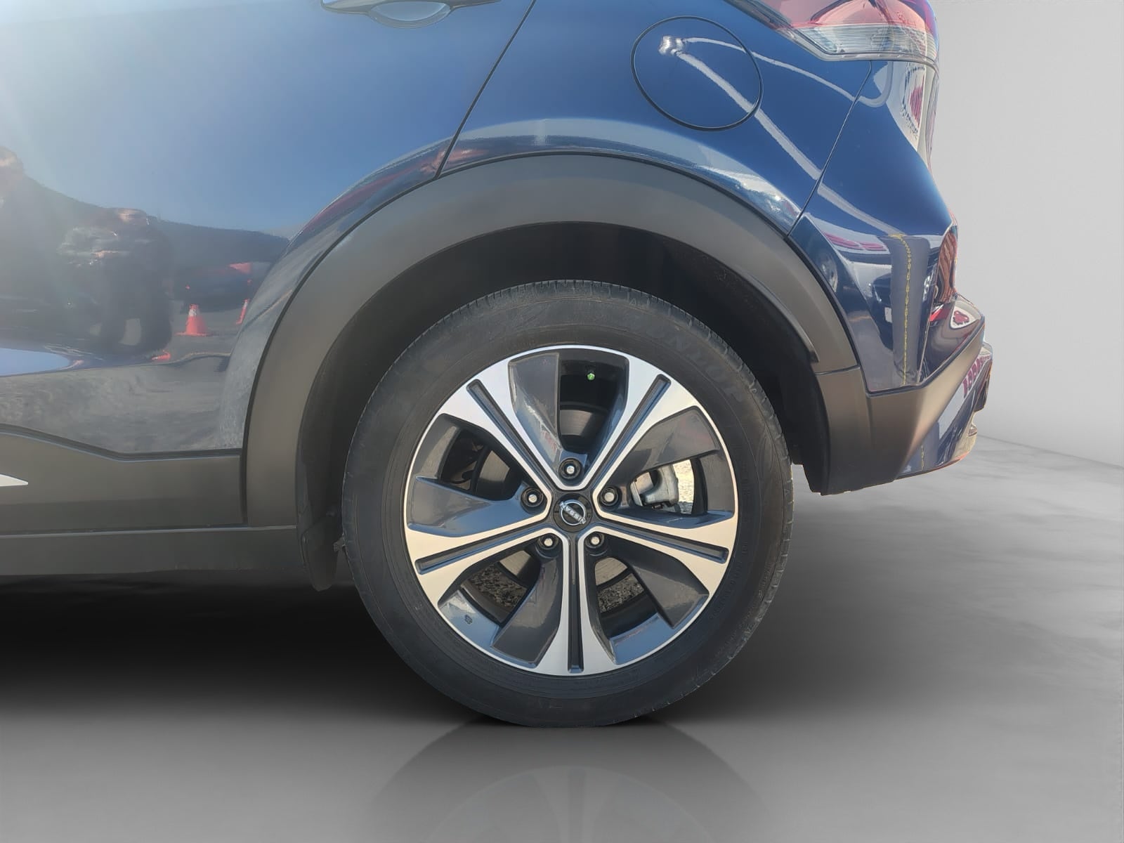 2023 Nissan KICKS 5 PTS E-POWER PLATINUM ELECTA PIEL ADAS RA-17