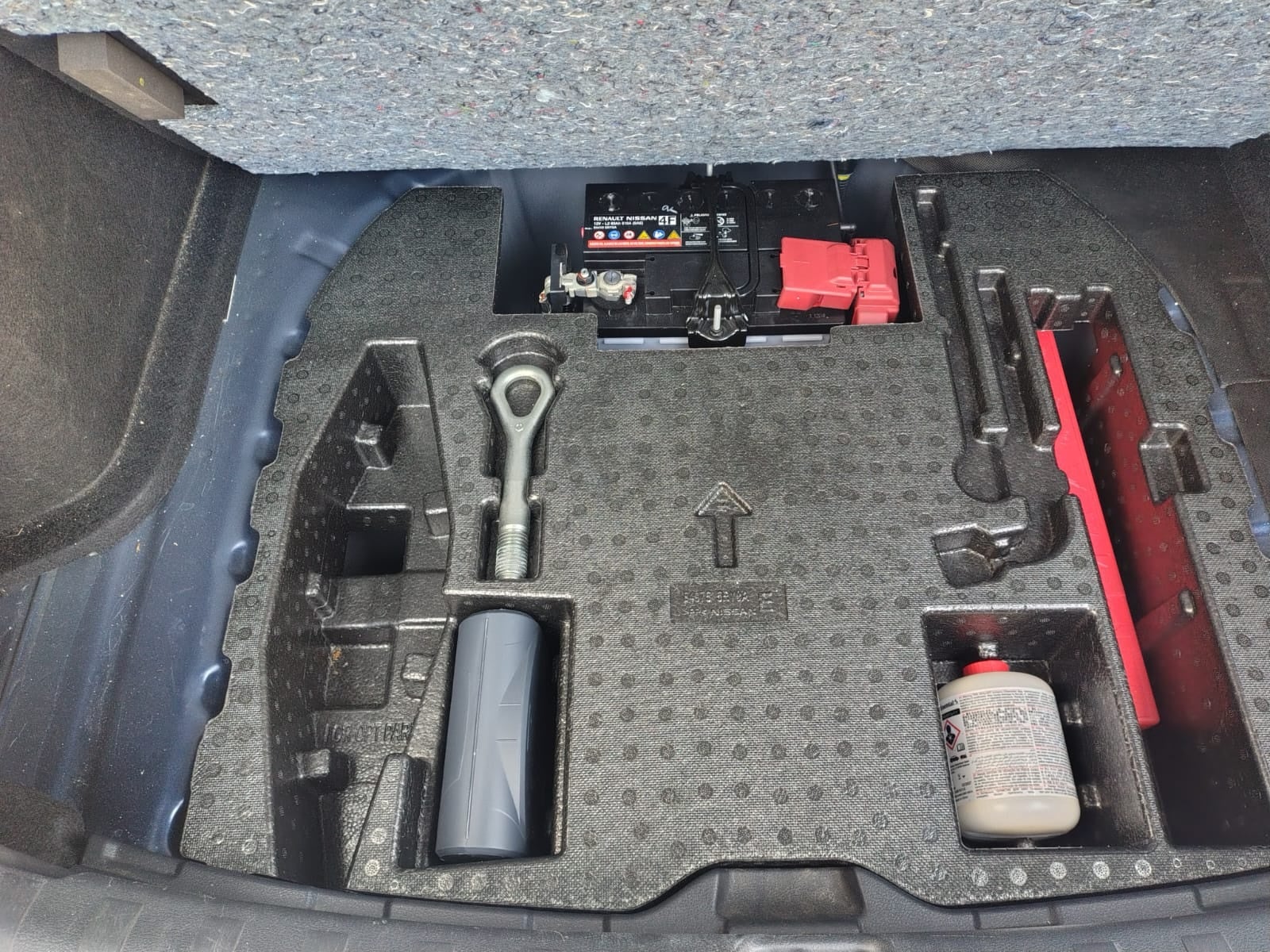 2023 Nissan KICKS 5 PTS E-POWER PLATINUM ELECTA PIEL ADAS RA-17