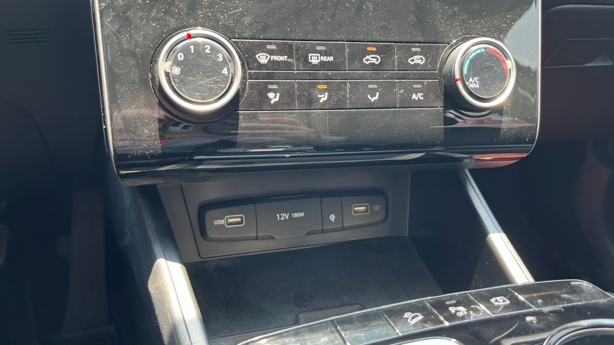 2023 Hyundai TUCSON 5 PTS GLS PREMIUM 25L TA AAC AUT PIEL F LED RA-18