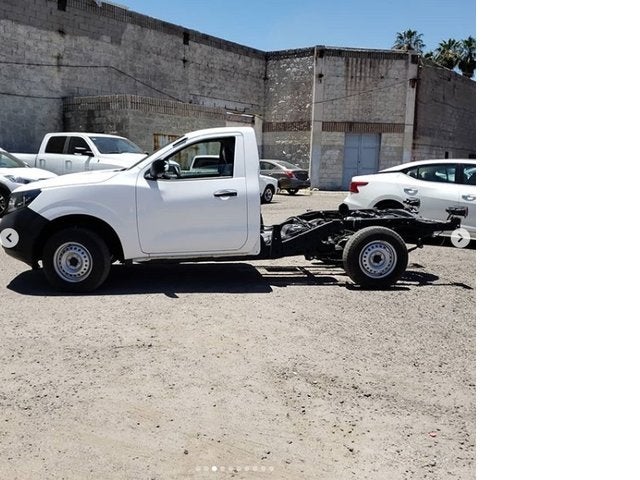 2018 Nissan NP300 2.5L TDi Chasis 4x2 Ac