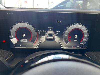 2025 Nissan Kicks PLATINUM BITONO, L4,2.0L, 142 CP, 5 PUERTAS, CVT