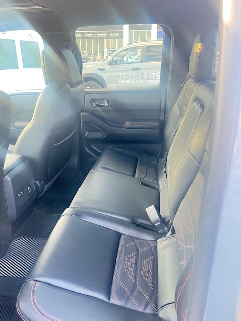 2025 Nissan FRONTIER 4P PRO-4X V63.8 AUT 4X4