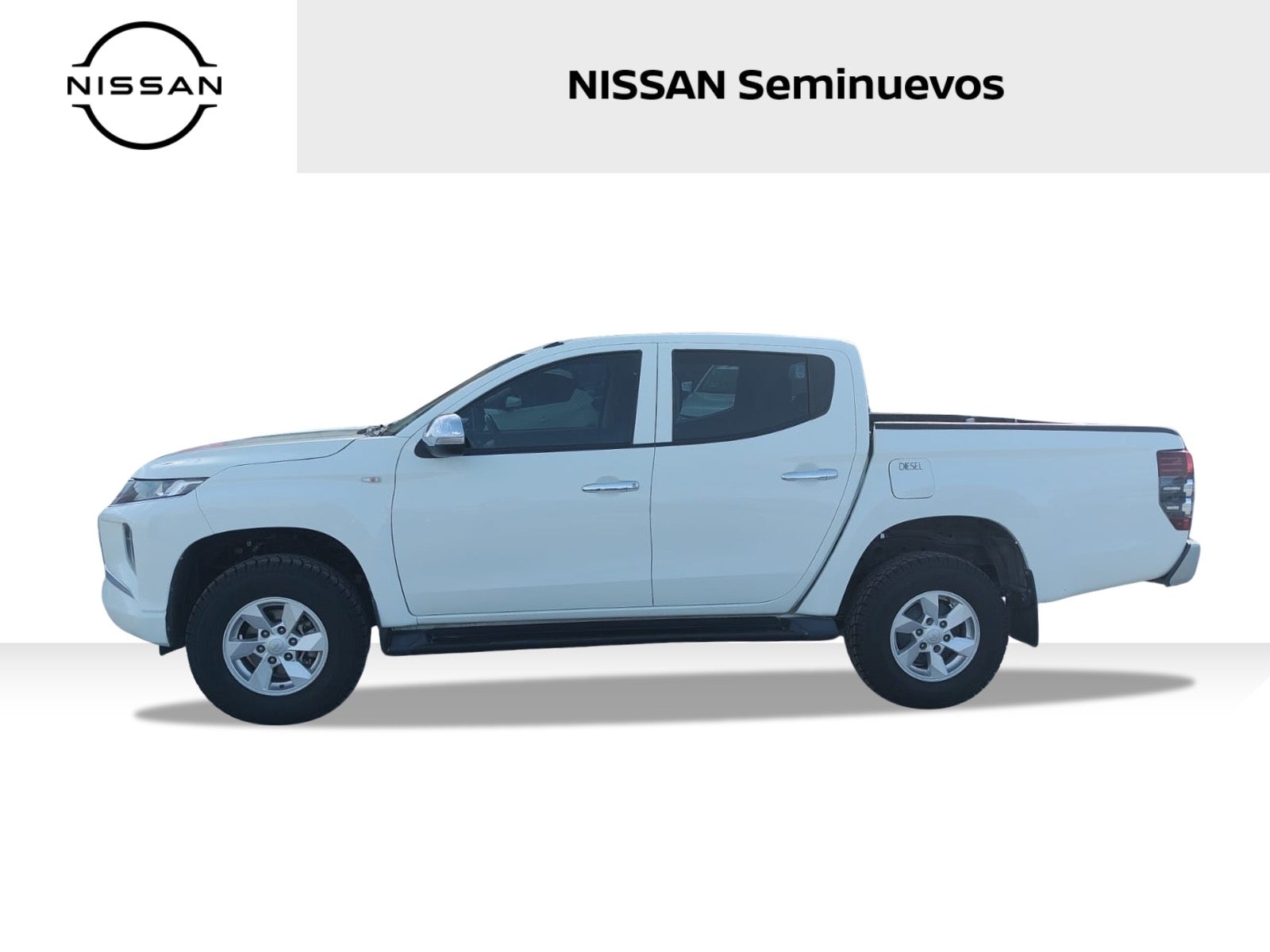 2023 Mitsubishi L200 4 PTS GLX CABINA DOBLE 24TD TM5 4X4