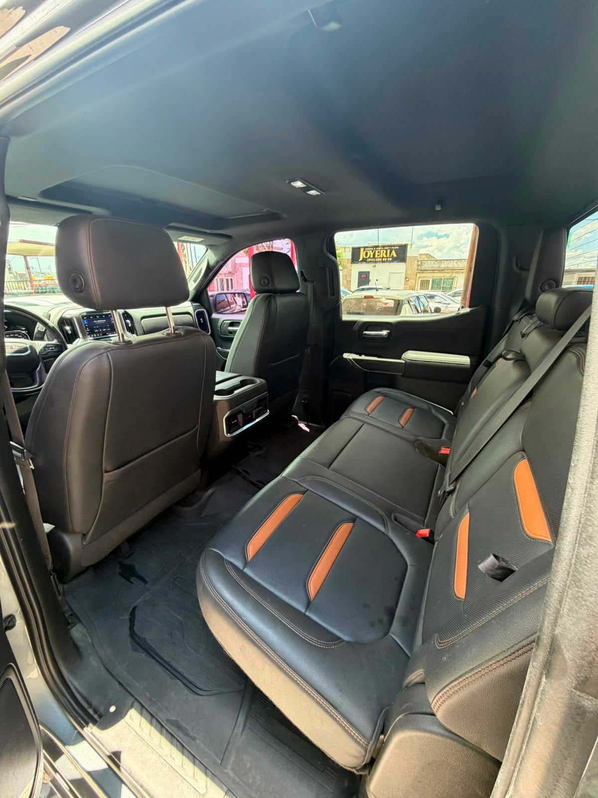 2022 GMC SIERRA 4 PTS AT4 V8 62L TA QC RA-20 4X4