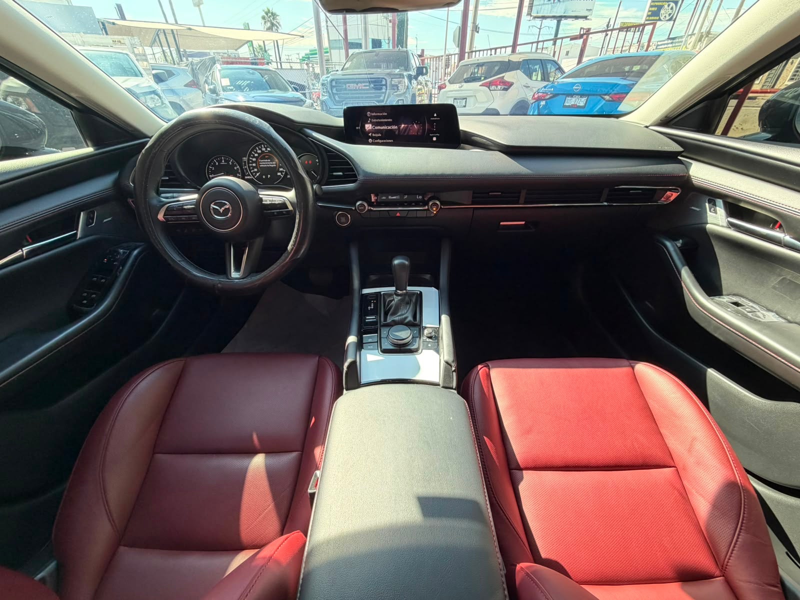 2025 Mazda MAZDA 3 4P SEDAN SIGNATURE L42.5T AUT