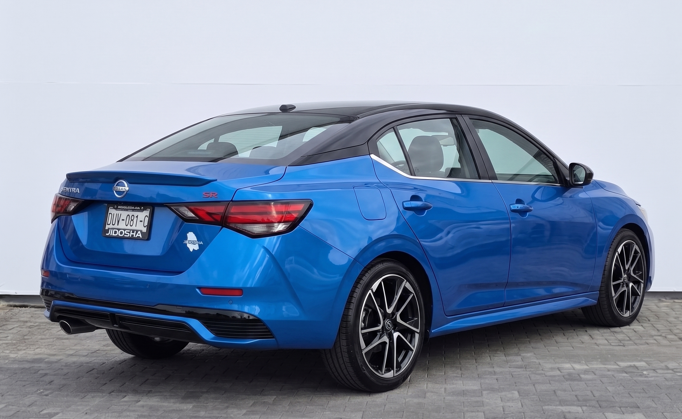 2025 Nissan SENTRA 4P SR PLATINUM BI-TONO L42.0 AUT