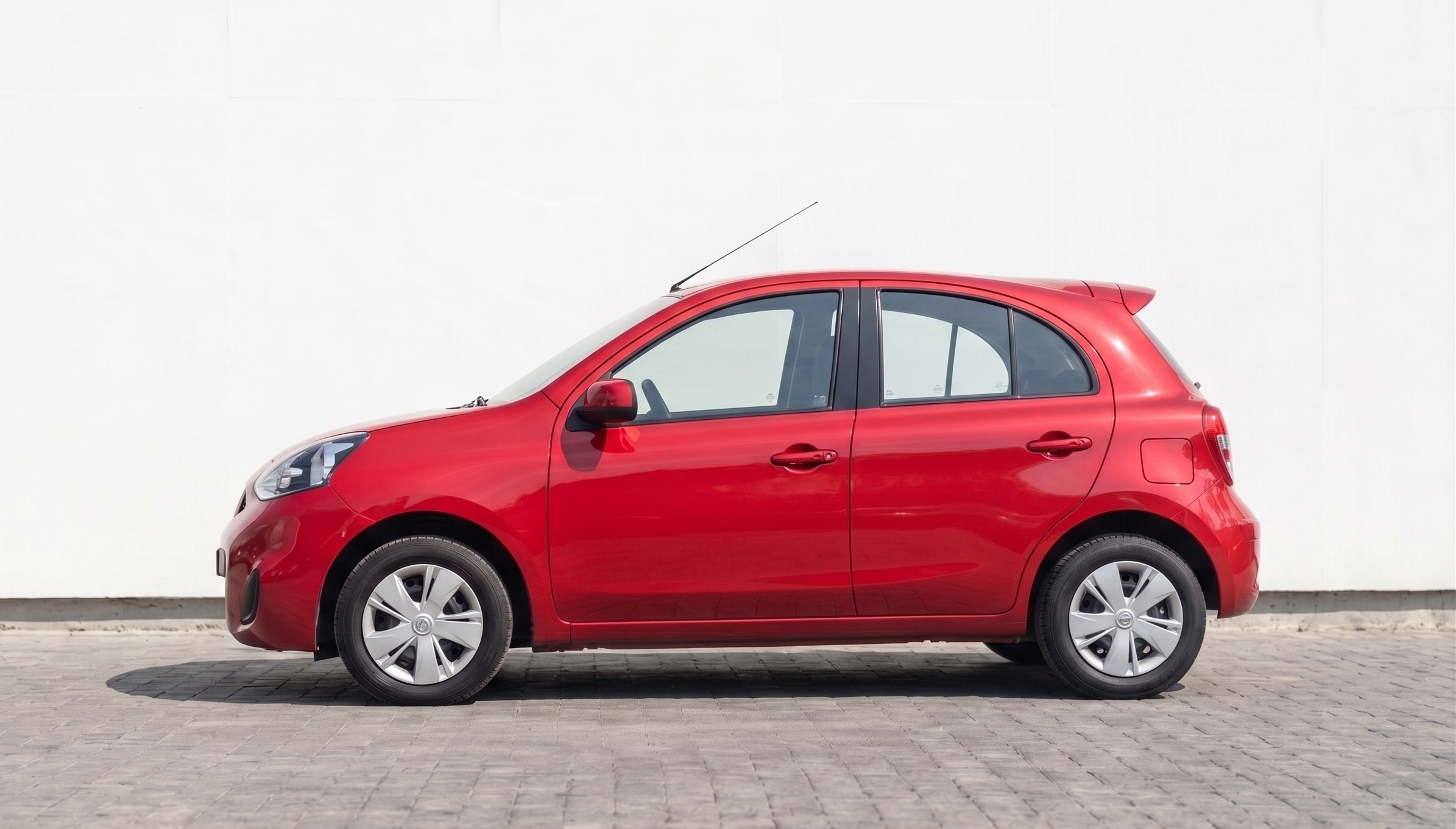 2020 Nissan MARCH 5 PTS HB SENSE TA AAC BLUETOOTH CD R-14