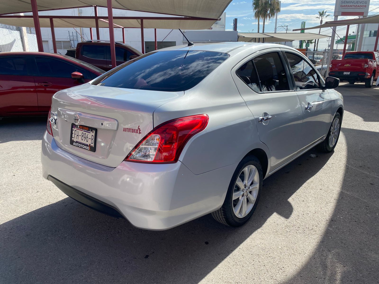 2018 Nissan VERSA 4 PTS ADVANCE TA AAC VE F NIEBLA RA-16