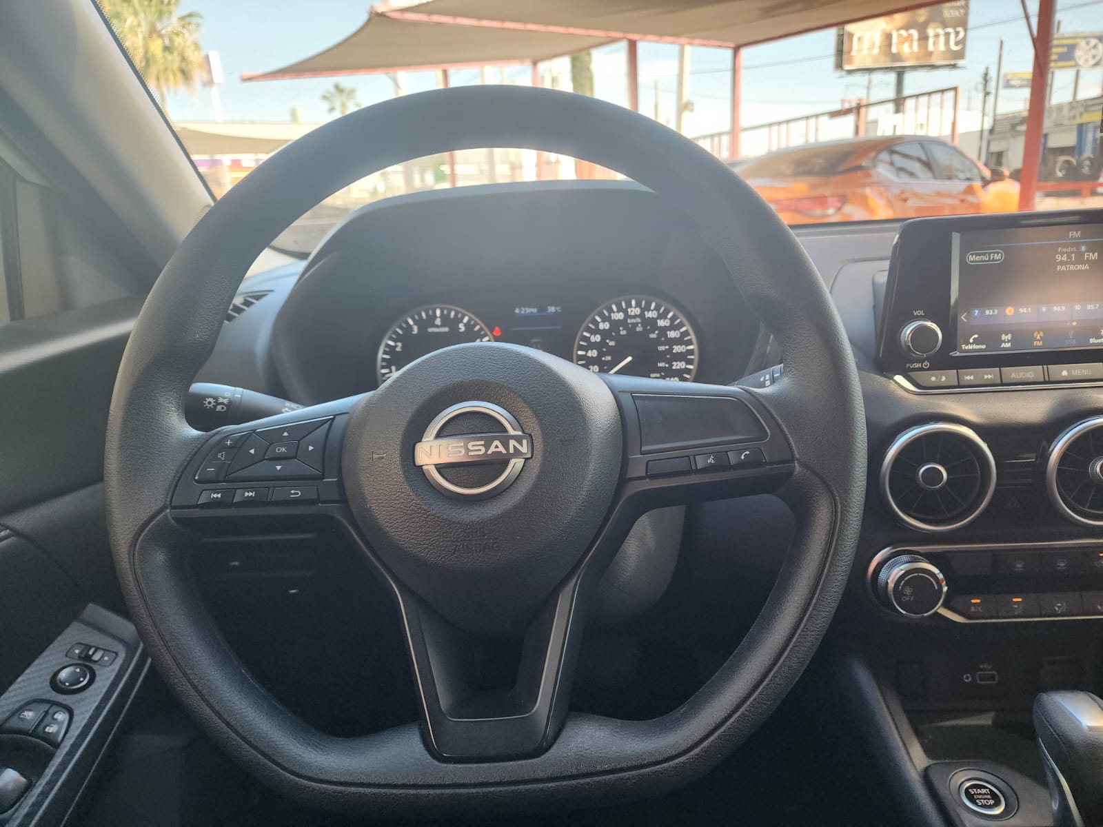 2024 Nissan VERSA 4P ADVANCE L41.6 AUT